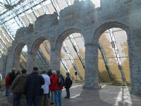 Freilichtmuseum Hedmark in Hamar (Alte Domkirche mit Glasdach)