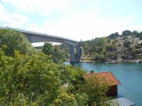 Schären nördlich von Göteborg (Skapesund-Brücke)