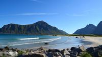 236 Lofoten, Fahrt nach Moskenes, Strand von Flakstad