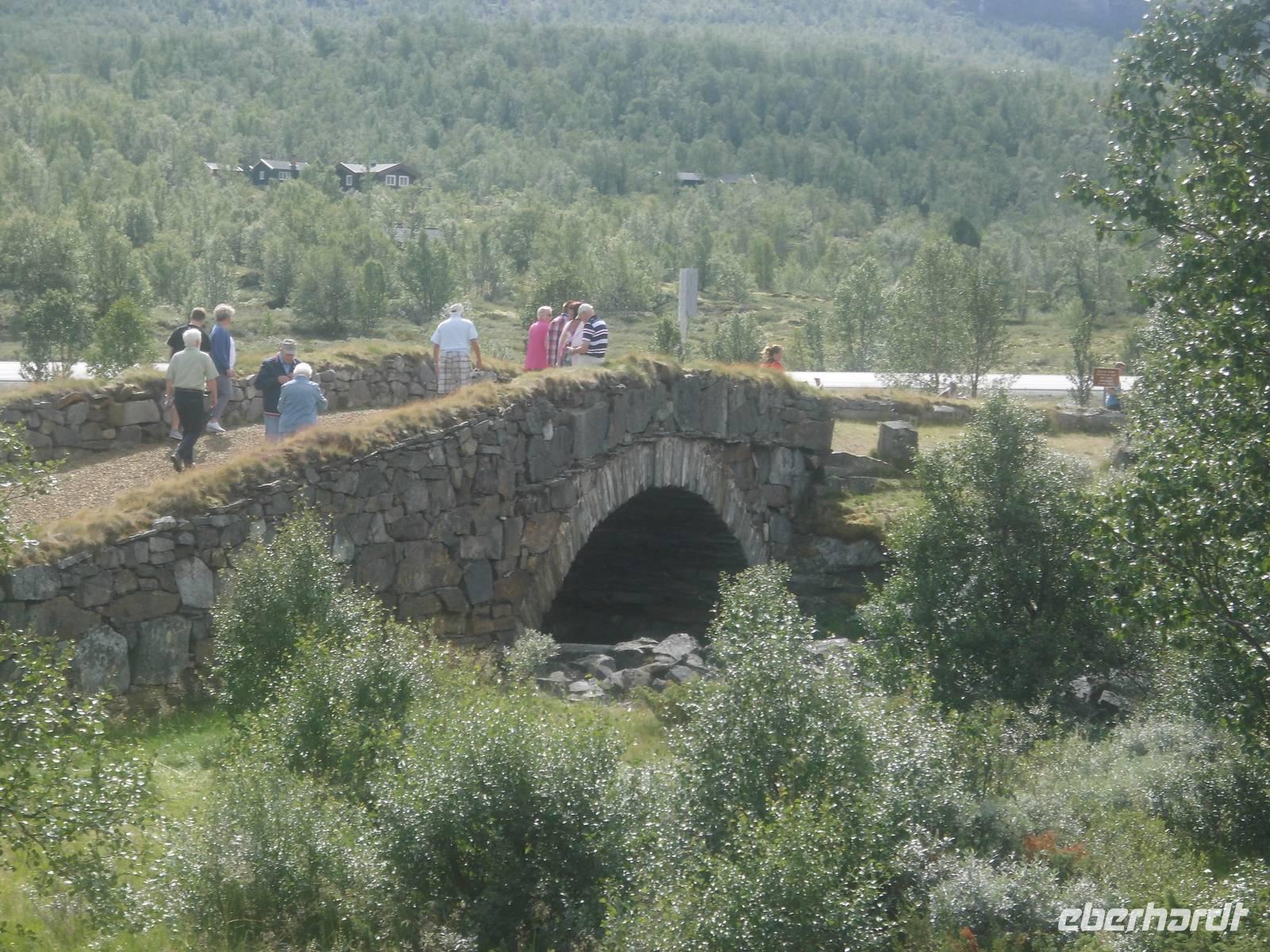 historische Brücke am Königsweg auf dem Dovrefjell