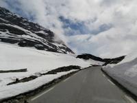 Weg nach Grotli im Schnee