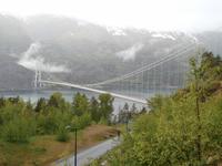 Neue Brücke am Hardangerfjord