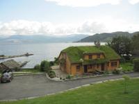 Am Hardangerfjord