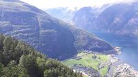Aurlandsvegen (Blick vom Aussichtspunkt 