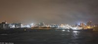 Bodø - kurzer Sturmstopp - um Zeit zu gewinnen ändert der Kapitän die Route und Fahrplan - alle Häfen (außer Bodø) zwischen Harstad und Trondheim werden gecancelt - es warten ein 180 km/h Orkan mit 11-20 Meter hohen Wellen, die wir gern vermeiden wollen