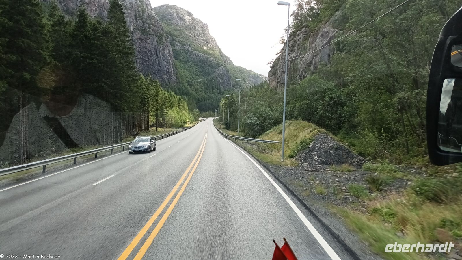 E39
