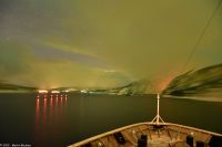 Ende des Raftsundes markiert durch die Raftsund-Brücke - links Lofoten - rechts Vesterålen