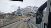 Fahrt über die Stadtbrücke zur Eismeerkathedrale