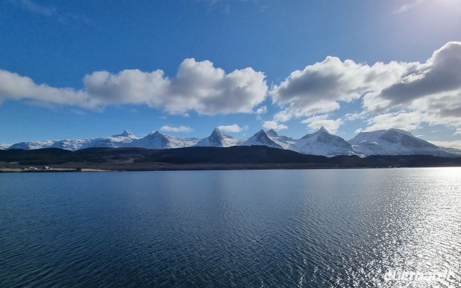 Helgelandküste zwischen Sandnessjøen und Brønnøysund... (Bergkette 