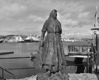 Hurtigruten - MS Polarlys - Kristiansund - Klippfischfrau