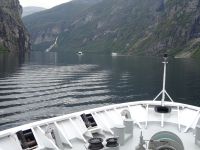 Hurtigruten: Fahrt in den Geirangerfjord