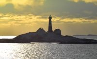 Landegode fyr - diesseits des Vestfjordes - sichert die Einfahrt nach Bodø