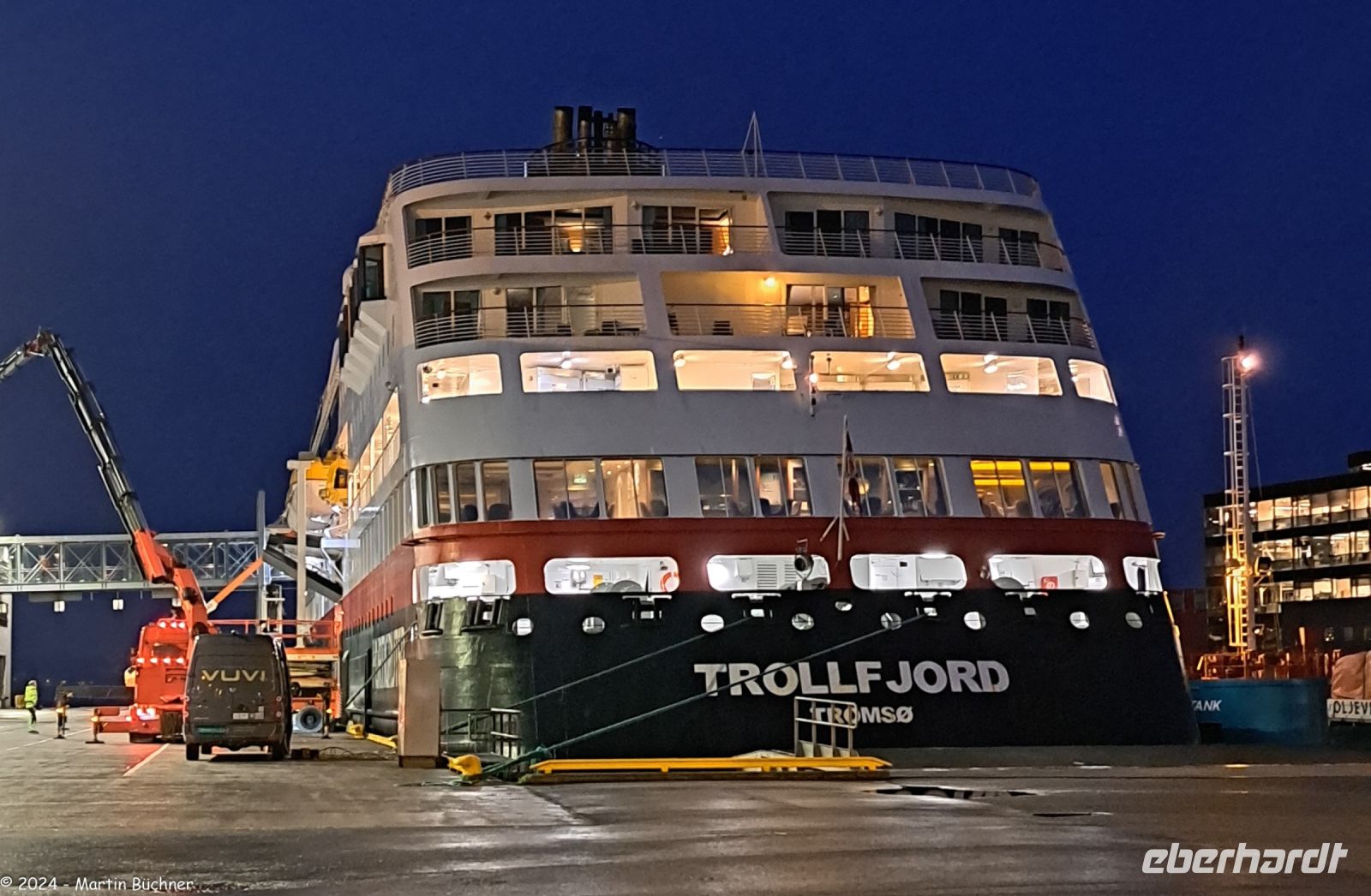 MS Trollfjord