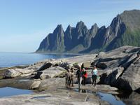 Melfjord und die Bergkette Okshornan