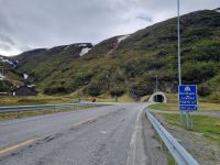 Porsanger-Halbinsel - Einfahrt in den Nordkaptunnel