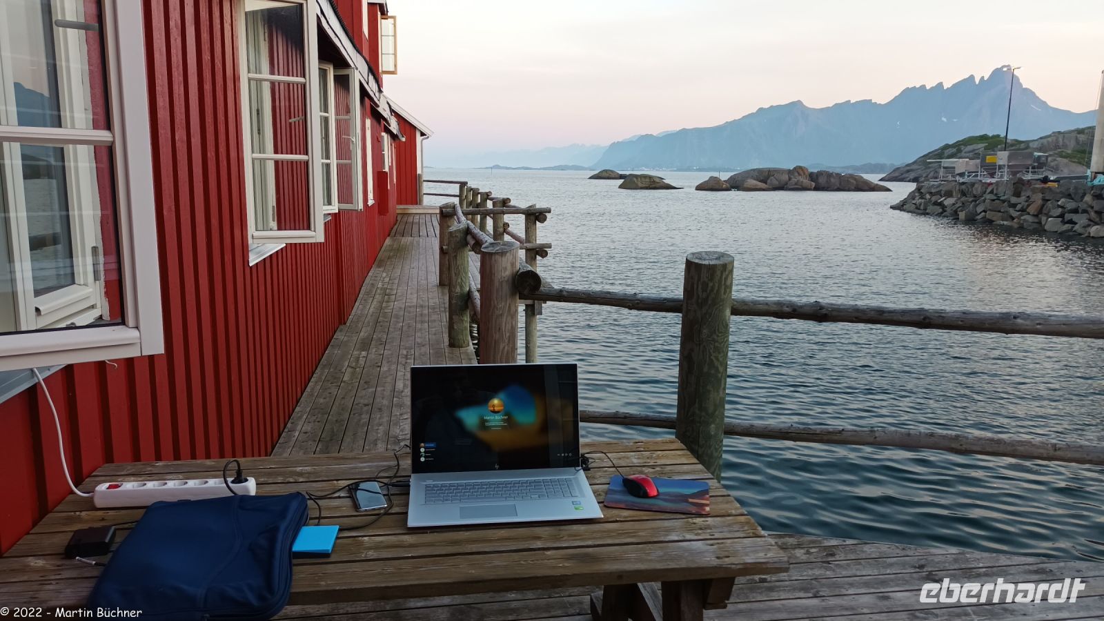 Rorbuer-Hotel in Mortsund - Lofoten - Arbeitsplatz
