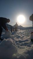 Schneemannbauen nach dem Abendessen