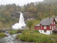 Steindalsfossen