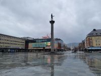 Trondheim - Marktplatz (Torget) mit Olav Tryggvason Monument