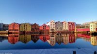 Trondheim - die historischen Speicherhäuser am Fluss Nid (Nidelven)