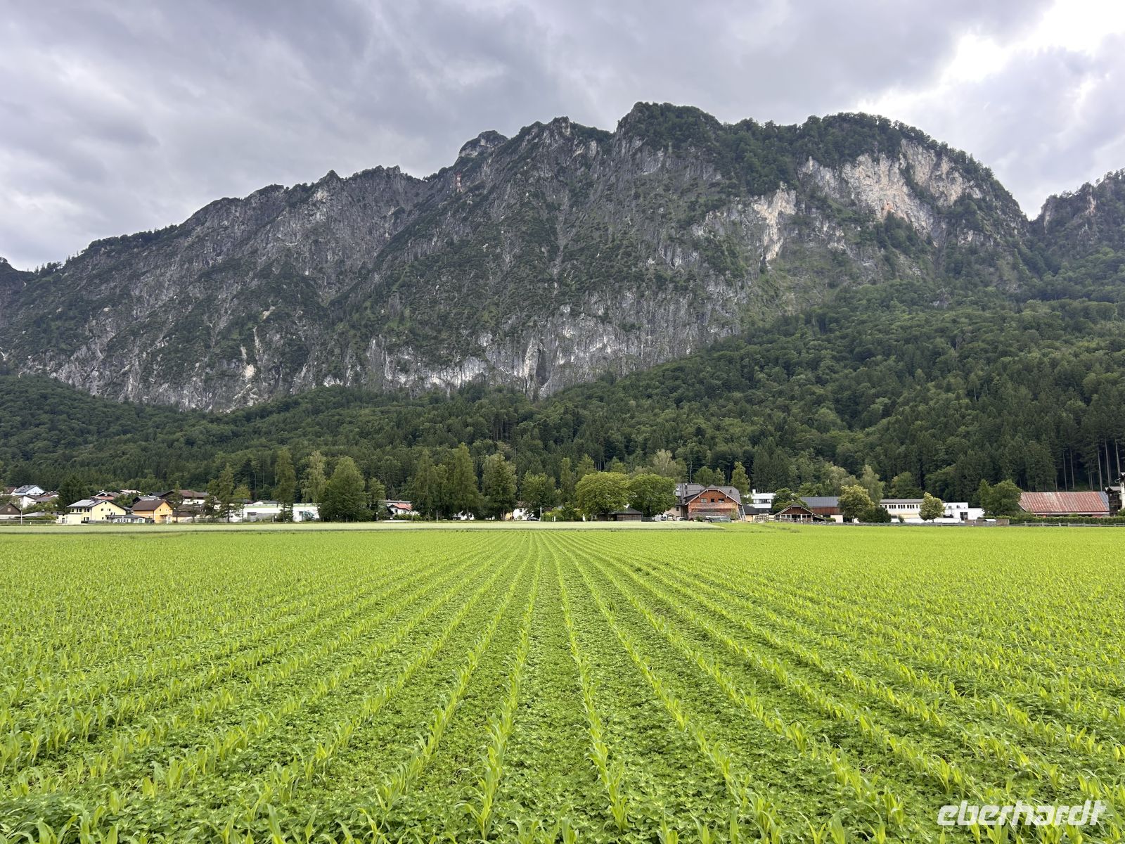 Hier fährt die Untersberg Seilbahn hoch  &ndash; &copy;  (Eberhardt TRAVEL)