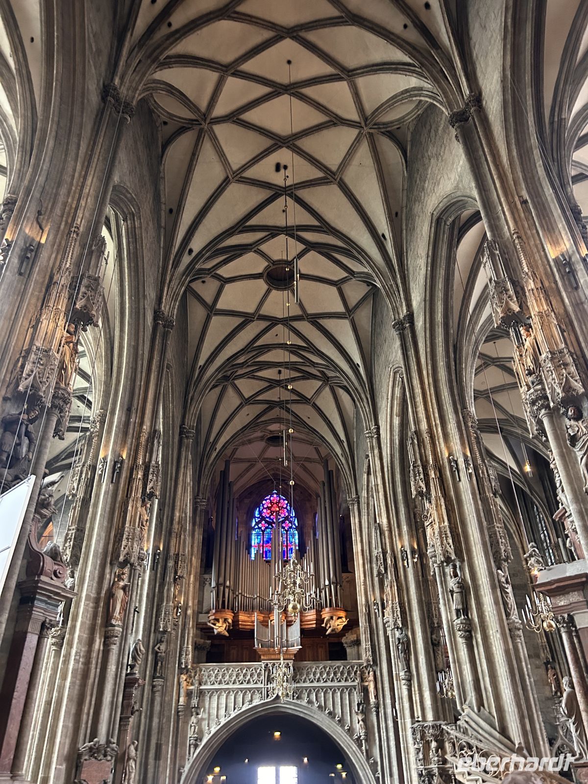 Mit großer Orgel &ndash; &copy;  (Eberhardt TRAVEL)
