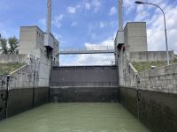 Es ging auch durch eine Schleuse  &ndash; &copy; Carola Gastmeier (Eberhardt TRAVEL)