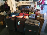 Mayrhofen, Hotel Maria Theresia, Koffer vor der Abholung zum nächsten Hotel