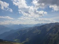 Blick zum Penken und Alpenhauptkamm