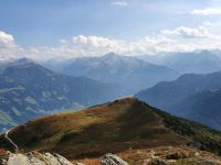 Alpenpanorama mit Ahornspitze in der Mitte