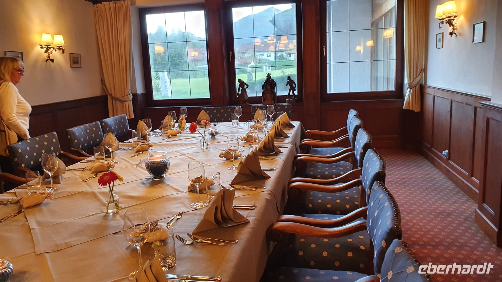 Bad Wiessee, Qirin Stüberl im Hotel Terrassenhof