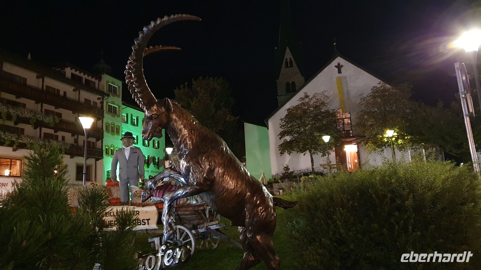 Mayrhofen, Steinbock und Kirche
