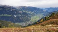Wanderung vom Ahornboden zur Edelhütte, Blick ins Zillertal
