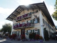 P8250013, prächtig geschmücktes Haus in Bad Wiessee