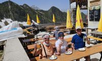 Eröffnung der Sommersaison in der Edelhütte, und wir sind dabei