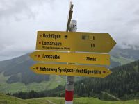 Bald geschafft - Wegzeichen nach Hochfügen