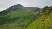 Ahornspitze und Edelhütte am Hang