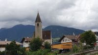 Fains mit Kirche