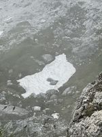 Schneefeld mit Herz
