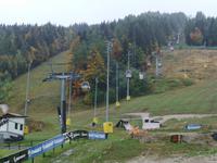 Mit der Seilbahn geht es hinauf auf den Berg