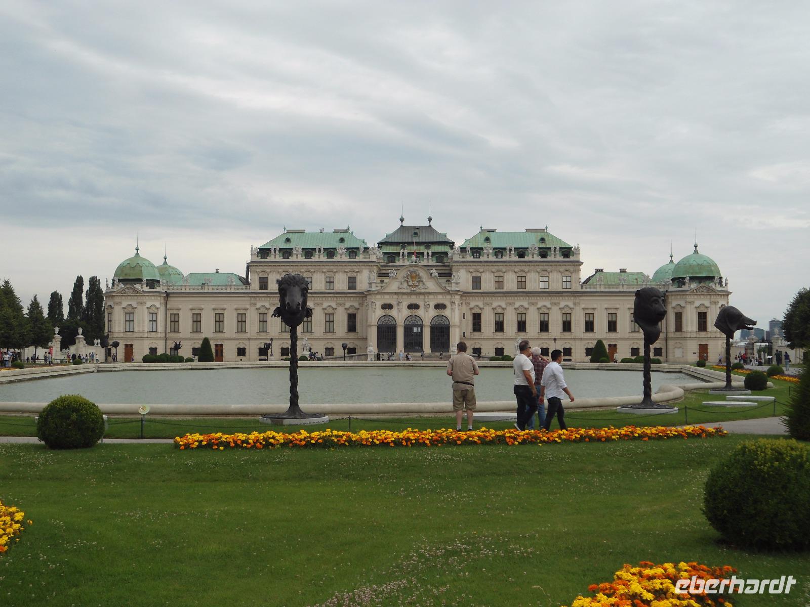  Schloss Belvedere, Vorderansicht