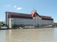  einst Speicher, heute Hilton-Hotel