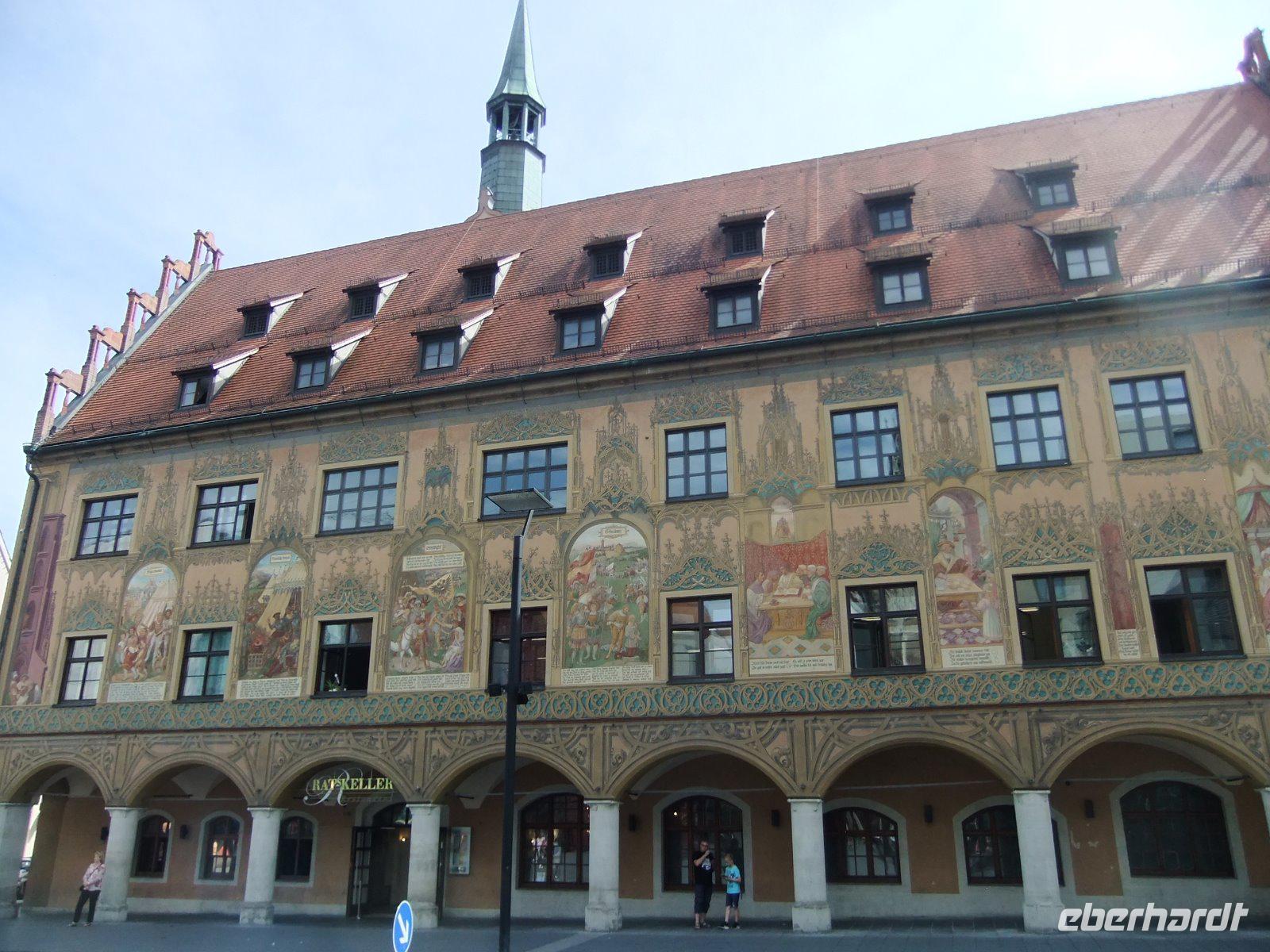 Ein besonderes Schmuckstück ist das Ulmer Rathaus