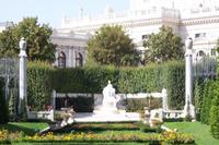Sissidenkmal im Volkgarten