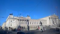 Wien- Stadtrundfahrt, entlang der Ringstraße, Parlamentsgebäude