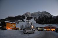 066 Abtenau. Abend am Hotel