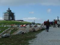 Spaziergang zur kleinen Kirche