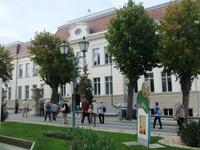 Wir gehen in die Schule