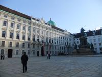 Im Innenhof der Hofburg