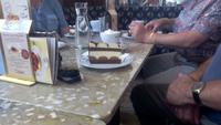 Wien, im Cafe Mozart, mit Mozart-Torte